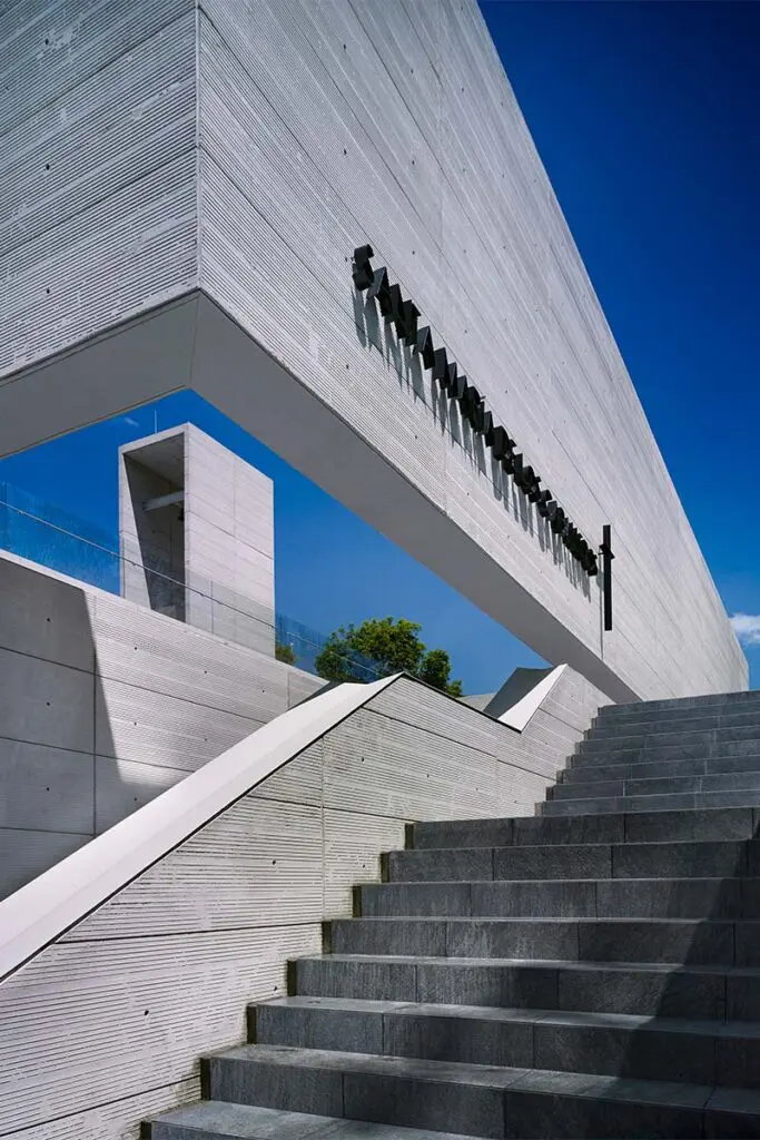 Entre lo humano y lo divino: la capilla de santa maría de los caballeros en bogotá