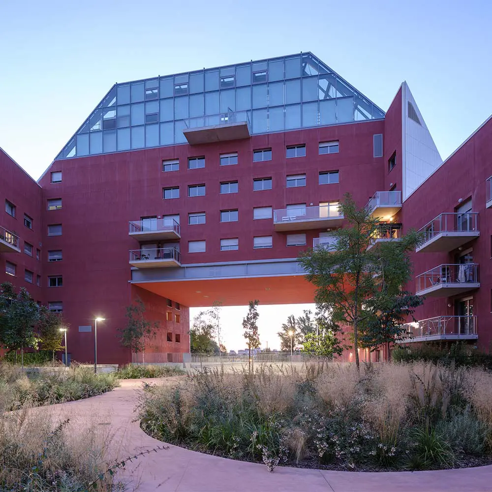 Uno de los conjuntos residenciales más disruptivos que pueda ver está en francia