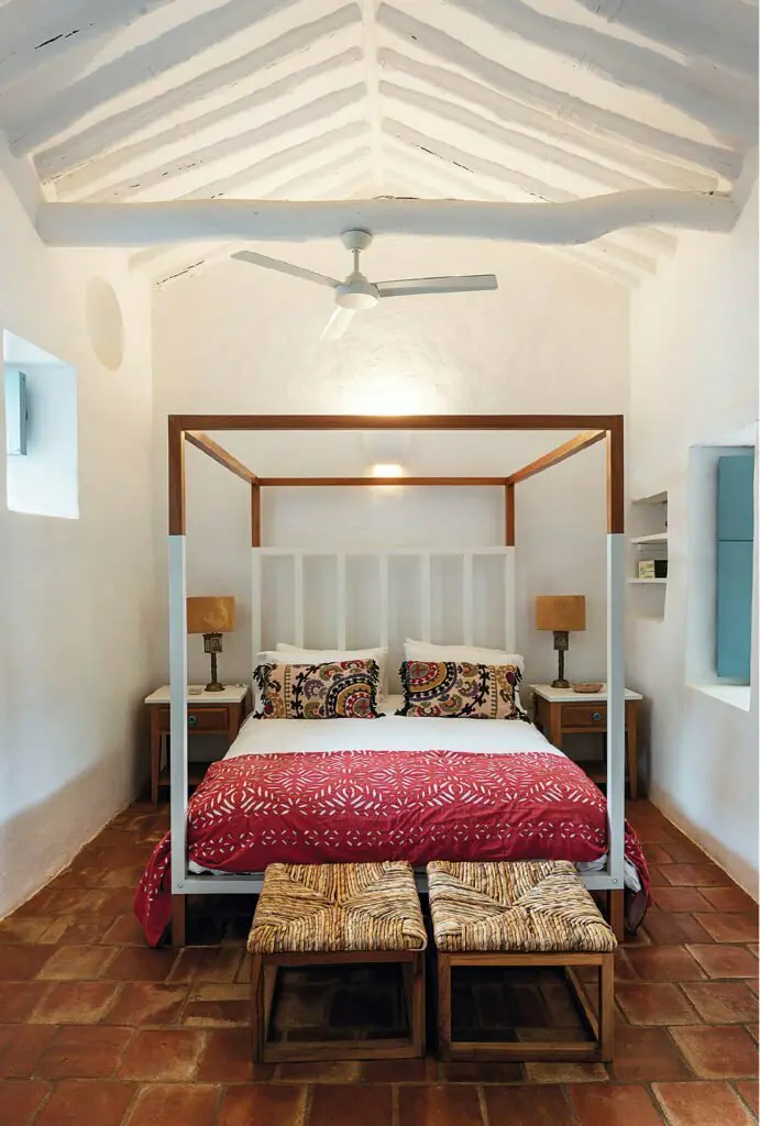 Bancas, puffs y baúles, complementos perfectos para ambientar el hogar Bancas, puffs y baúles, complementos perfectos para ambientar el hogar