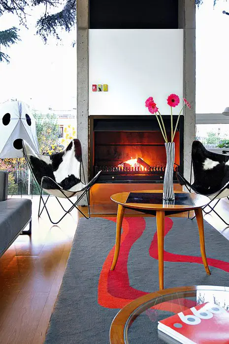 Un sorprendente y cálido hogar de líneas contemporáneas diseñado y construido en 8 meses Un sorprendente y cálido hogar de líneas contemporáneas diseñado y construido en 8 meses