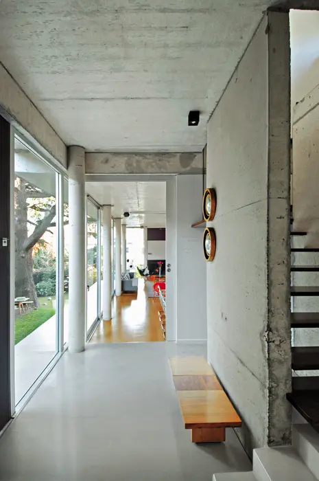 Una casa con diseño bioclimático abierta al paisaje andino colombiano Una casa con diseño bioclimático abierta al paisaje andino colombiano