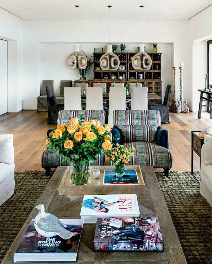 Floreros, una pieza mágica en decoración que puede transformar el hogar