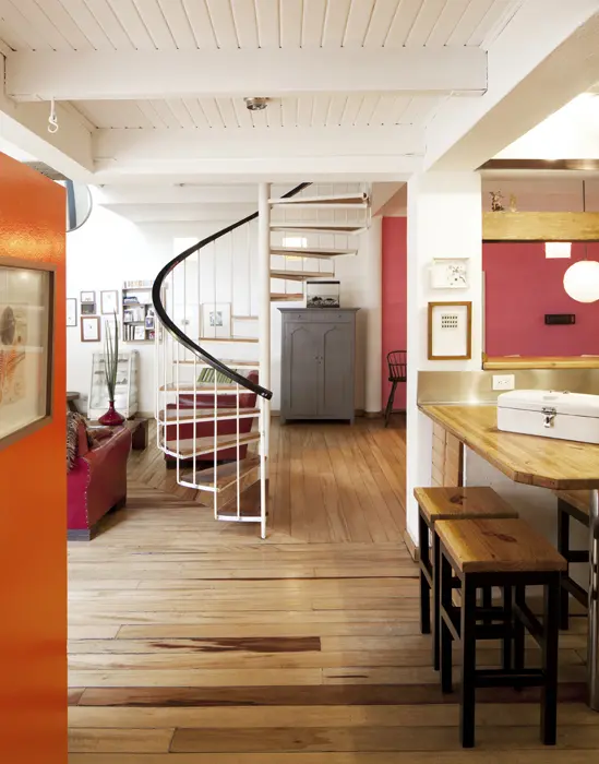 Diseño vertical: arquitectura bogotana en el barrio la candelaria Diseño vertical: arquitectura bogotana en el barrio la candelaria