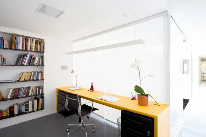 Conozca esta increíble casa construida en un terreno de 4x30 mts