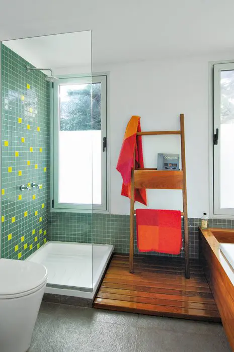 Un sorprendente y cálido hogar de líneas contemporáneas diseñado y construido en 8 meses Un sorprendente y cálido hogar de líneas contemporáneas diseñado y construido en 8 meses