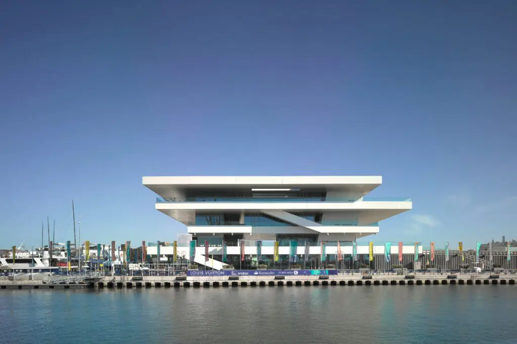 El británico david chipperfield es el ganador del premio pritzker 2023