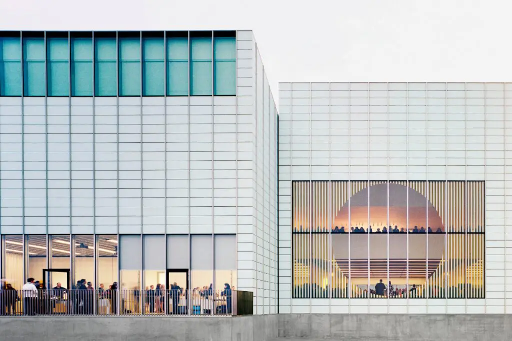 El británico david chipperfield es el ganador del premio pritzker 2023