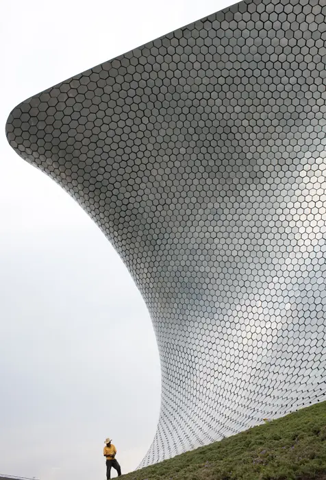 Fernando romero, arquitectura de vanguardia Lar /museo soumaya