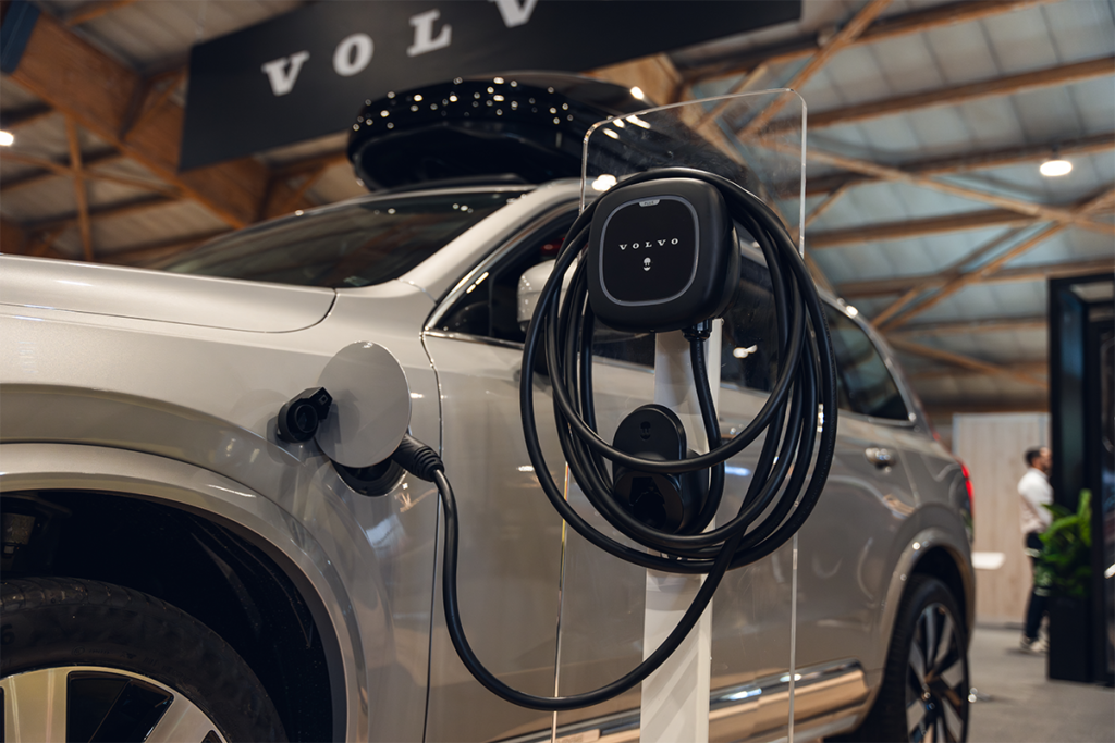 Destacamos tres novedades del salón internacional del automóvil 2024  