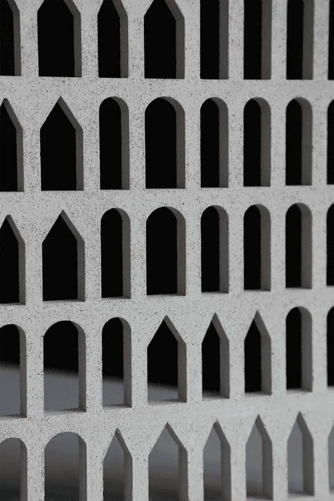 Una torre estudiantil con una arquitectura que interactúa con el espacio público