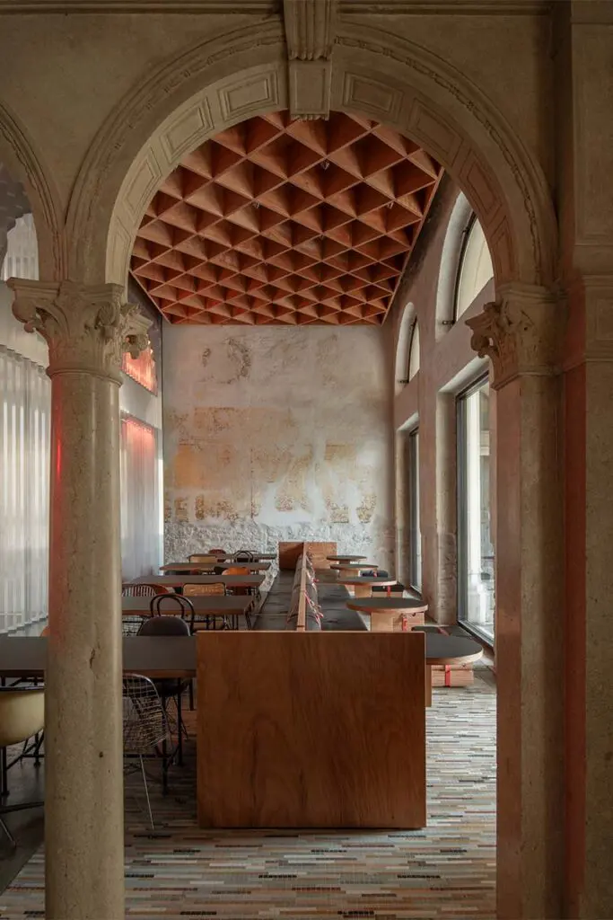 Así fue la restauración del histórico caffè nazionale en italia