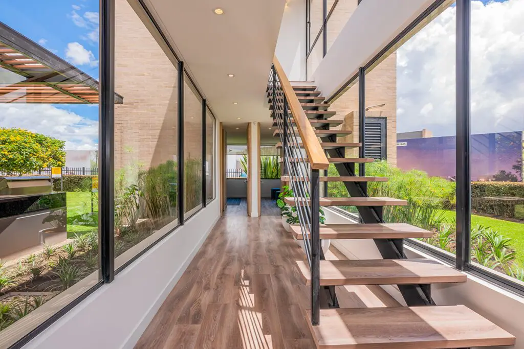 Un punto esencial en cualquier espacio: los acabados arquitectónicos Un punto esencial en cualquier espacio: los acabados arquitectónicos