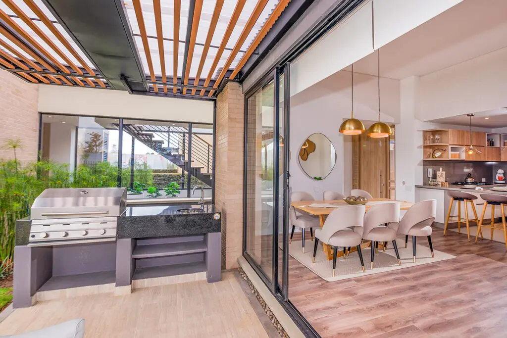 Un punto esencial en cualquier espacio: los acabados arquitectónicos Un punto esencial en cualquier espacio: los acabados arquitectónicos