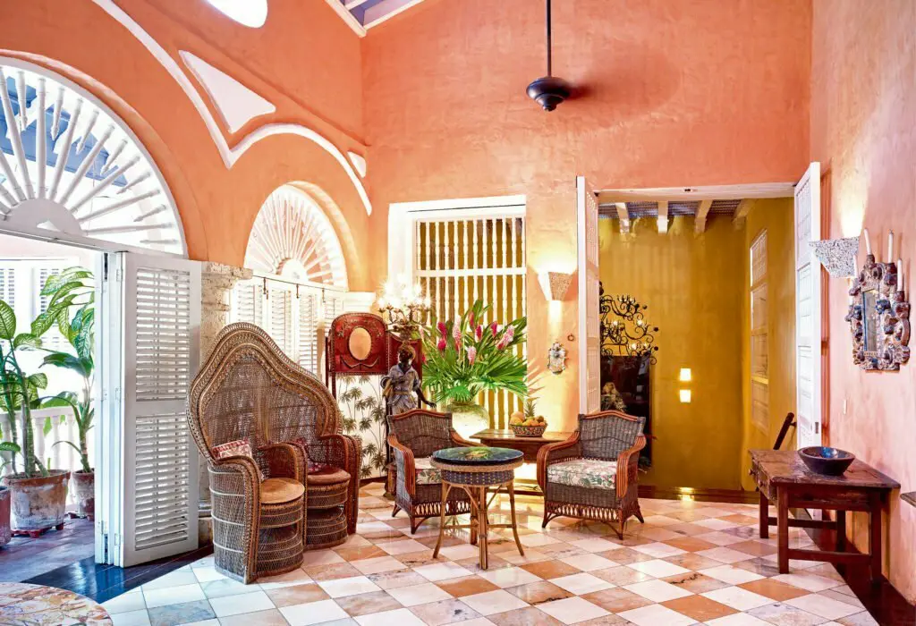 Floreros, una pieza mágica en decoración que puede transformar el hogar