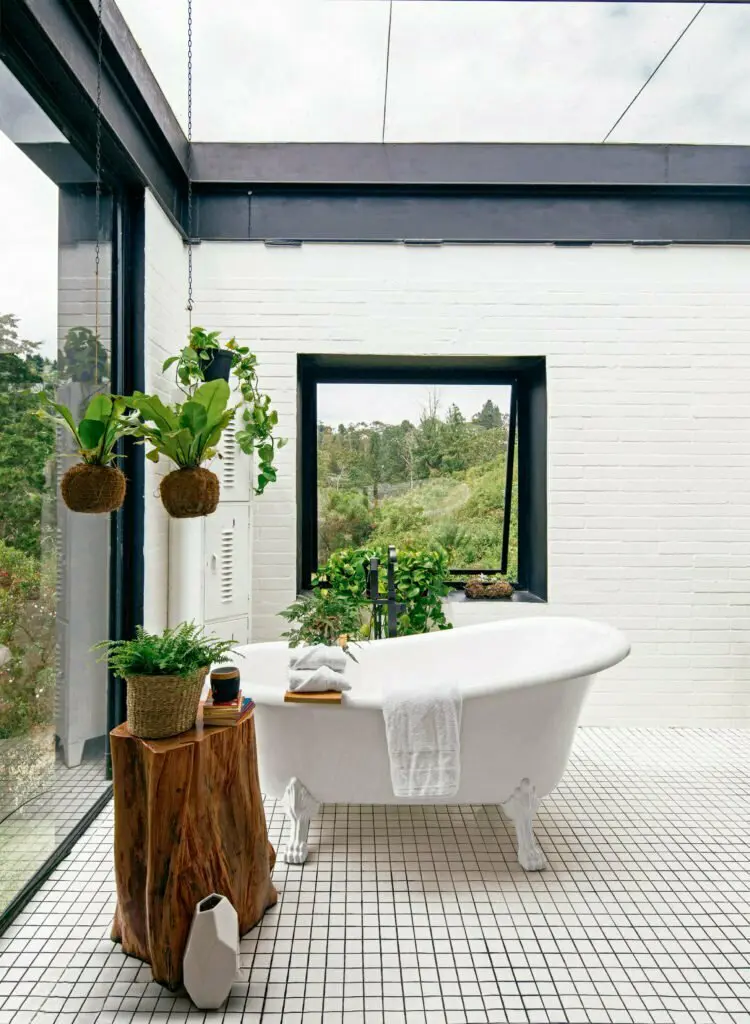 ¿ducha o tina? 5 razones para escoger la mejor opción y transformar el baño de su casa