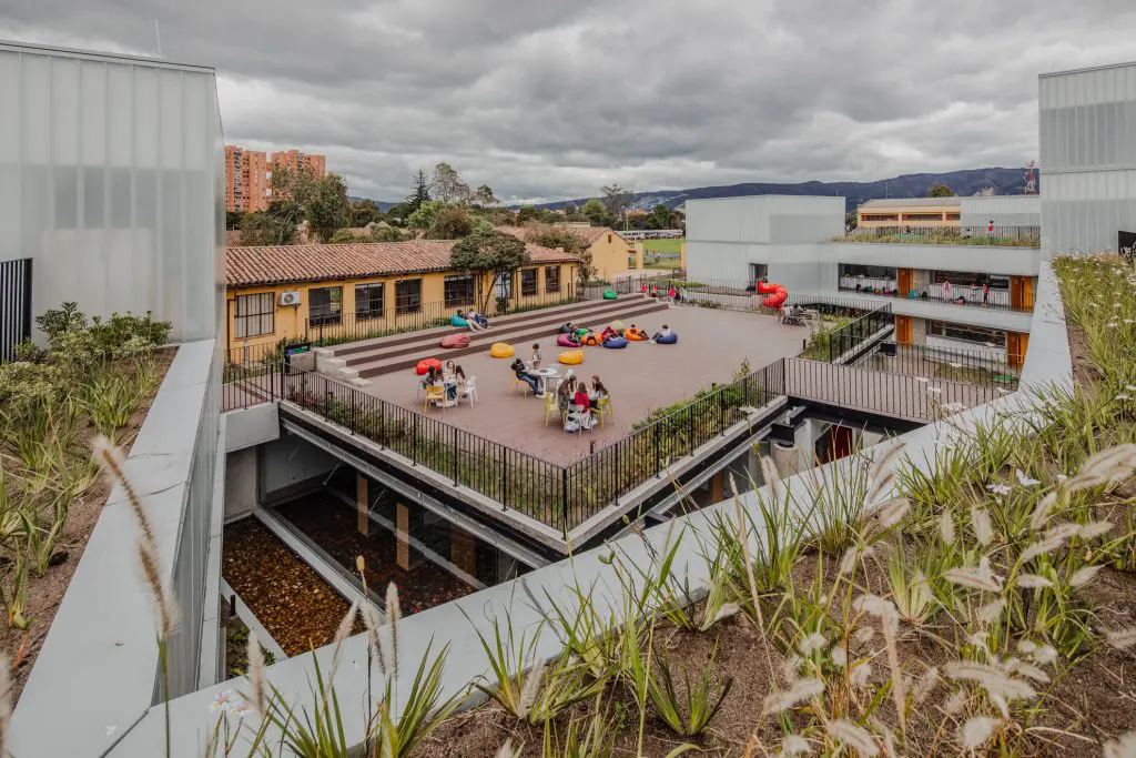 Siete colegios que se destacan por tener una arquitectura especial