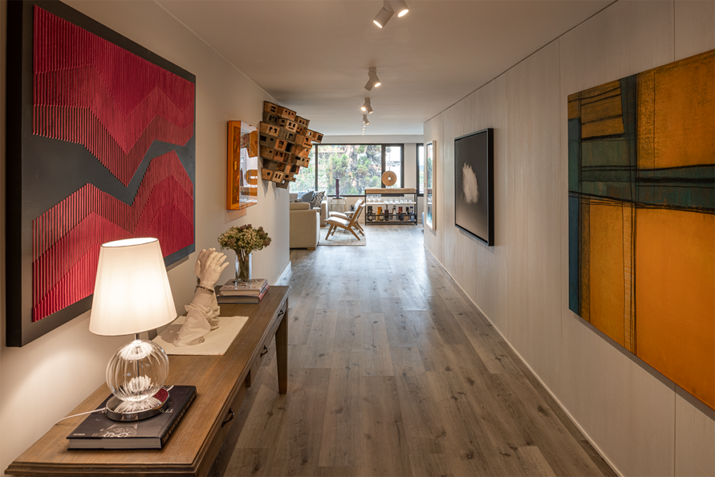 Los arquitectos ensamblaron dos apartamentos en uno en este proyecto en bogotá