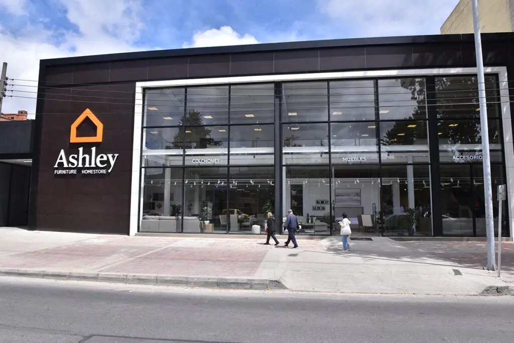 Llegó a colombia una de las marcas de muebles más grandes del mundo