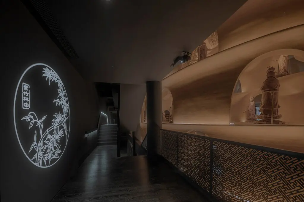 Este es el museo escondido en china con una arquitectura de contemplación y movimiento