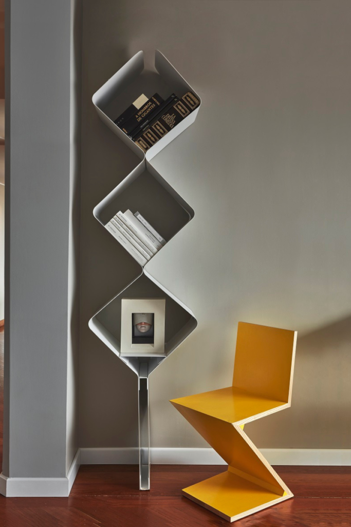 Un contenedor que exhibe arte, libros y objetos: así es este apartamento en bogotá