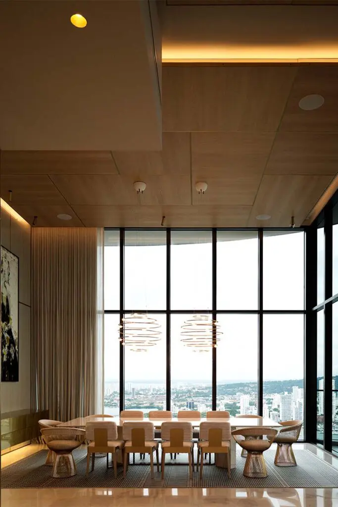 Una remodelación audaz convierte esta obra en un oasis contemporáneo en cartagena