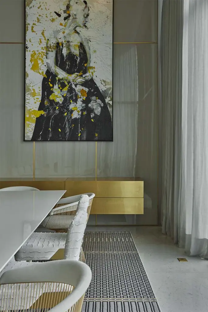 Una remodelación audaz convierte esta obra en un oasis contemporáneo en cartagena