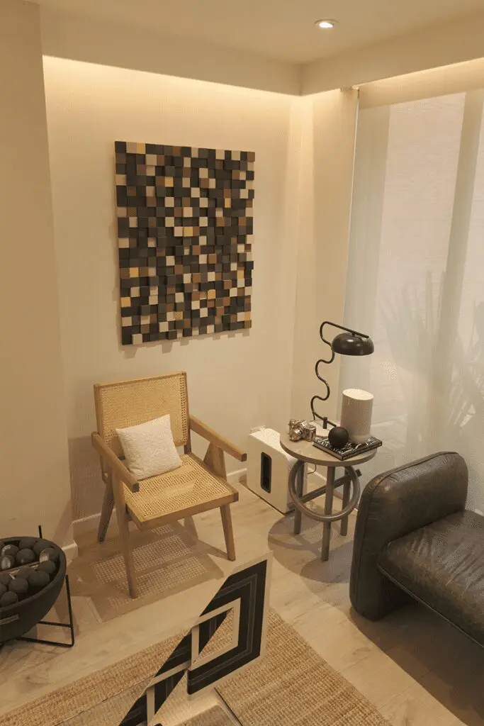En este dúplex la luz indirecta y el sistema de sonido crean ambientes inmersivos para sentir