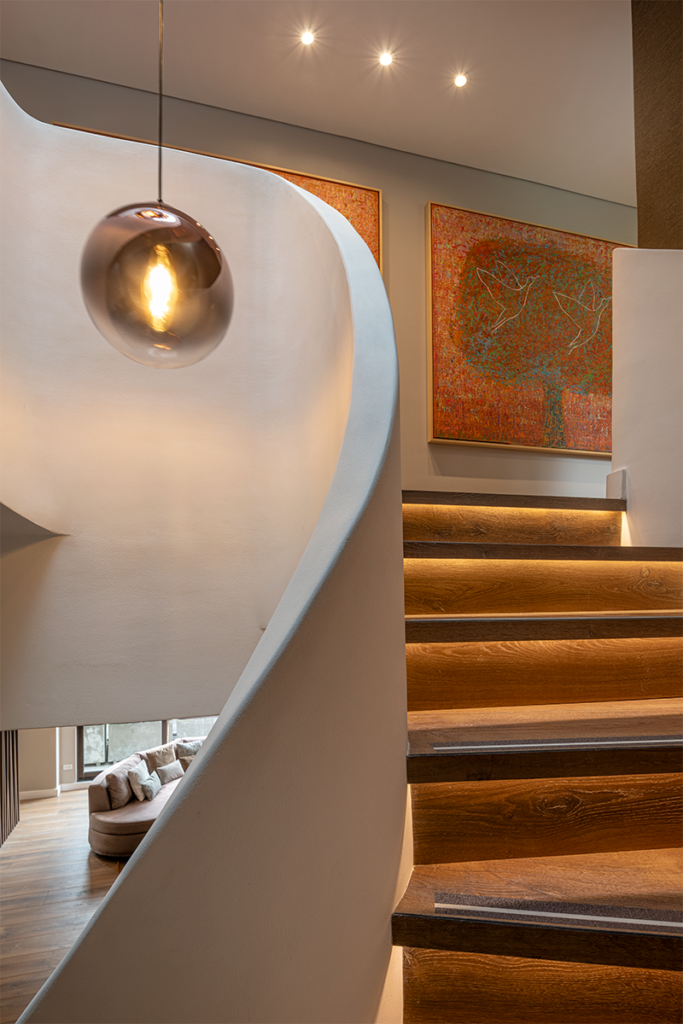 ‘el mayor reto de remodelar este apartamento fue su tamaño’: tres pisos y 750 m2