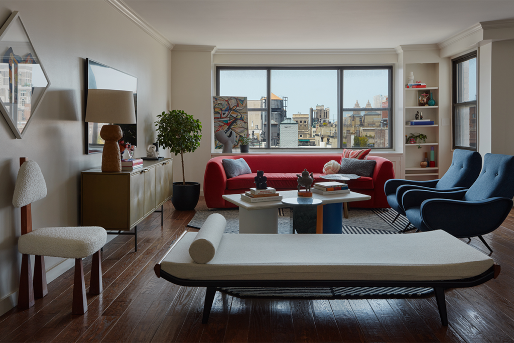 Herencia y color: el diálogo sutil de la renovación de un apartamento en nueva york