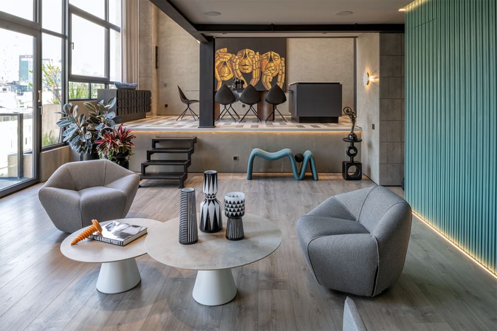 La estructura y los objetos le conceden el encanto a este apartamento en bogotá