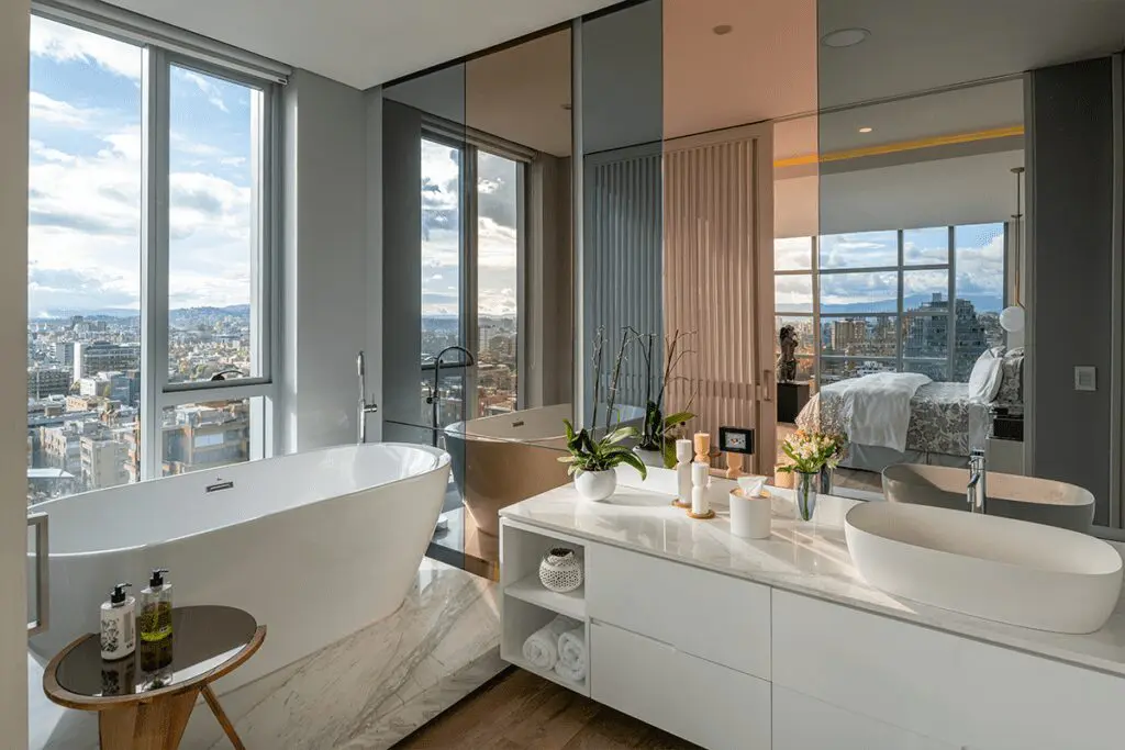 Este apartamento abre sus ventanas hacia paisaje urbano de bogotá Este apartamento abre sus ventanas hacia paisaje urbano de bogotá
