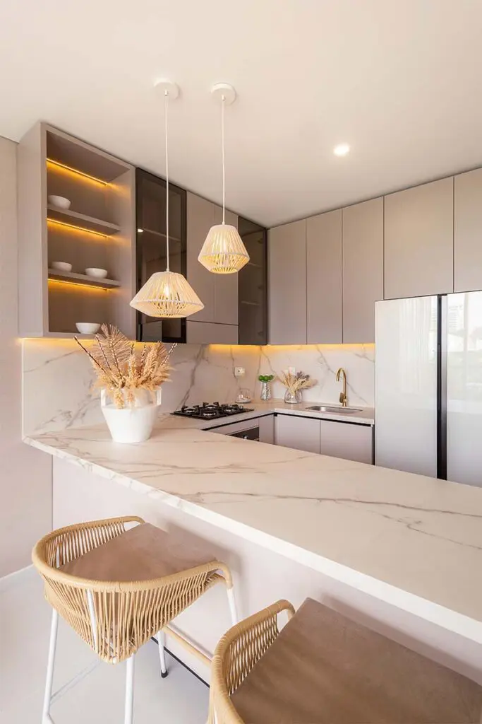 Este apartamento en el caribe colombiano gira en torno a la vista, la apertura y el confort