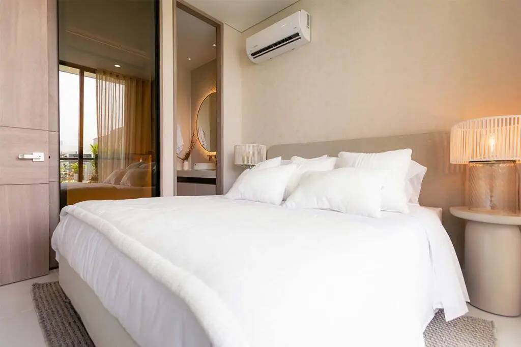 Este apartamento en el caribe colombiano gira en torno a la vista, la apertura y el confort