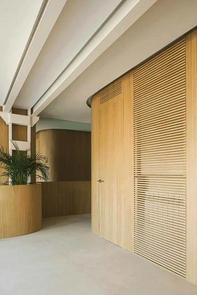 De antiguas oficinas a dúplex minimalista: una renovación en madrid De antiguas oficinas a dúplex minimalista: una renovación en madrid