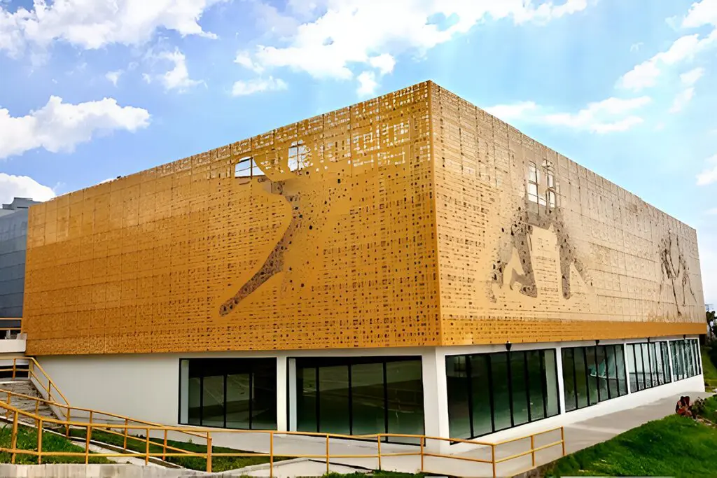 El arquitecto detrás de grandes obras que producen experiencias memorables El arquitecto detrás de grandes obras que producen experiencias memorables