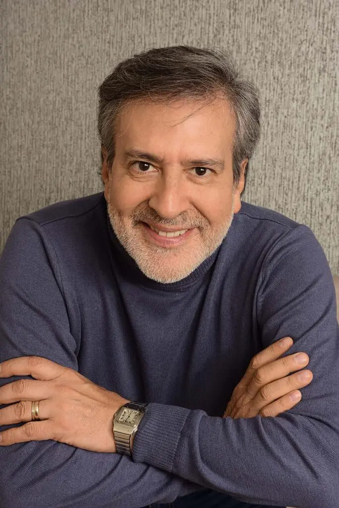 El diseñador barranquillero especializado papel colgadura El diseñador barranquillero especializado papel colgadura