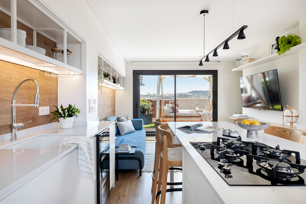 Para inspirarse: un pequeño ático con dos terrazas invita a disfrutar de la calma