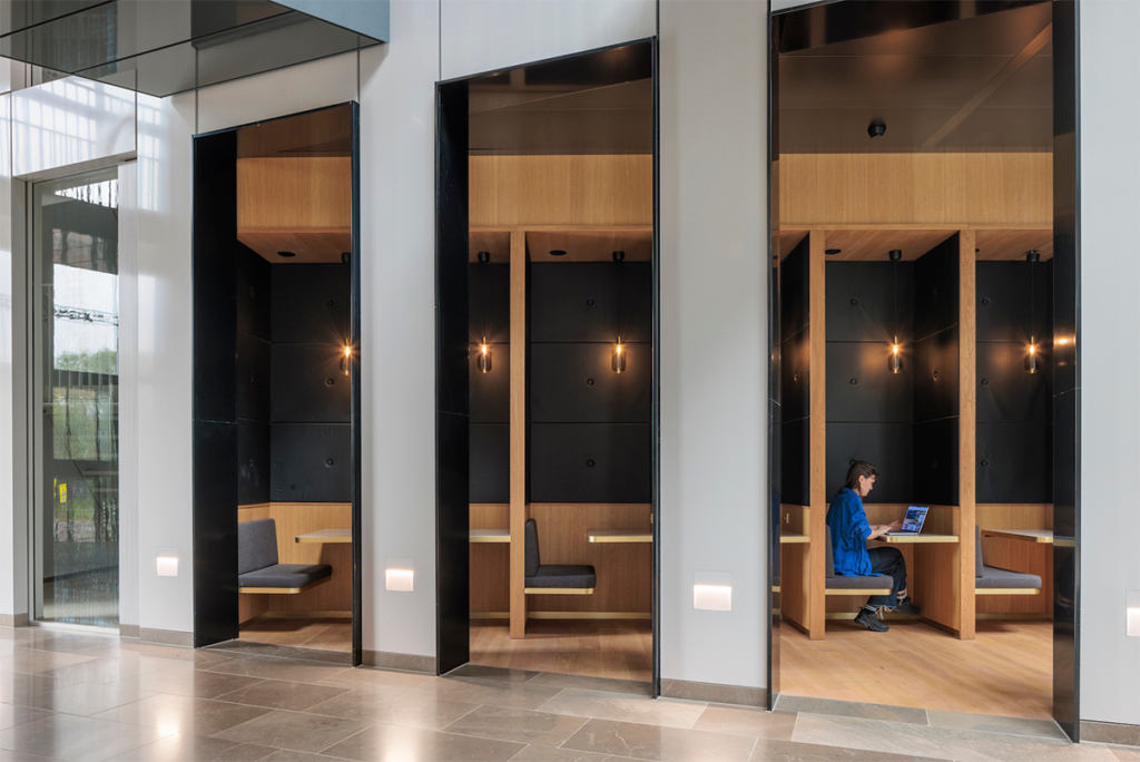 El diseño de este atrio es un equilibrio entre historia y modernidad