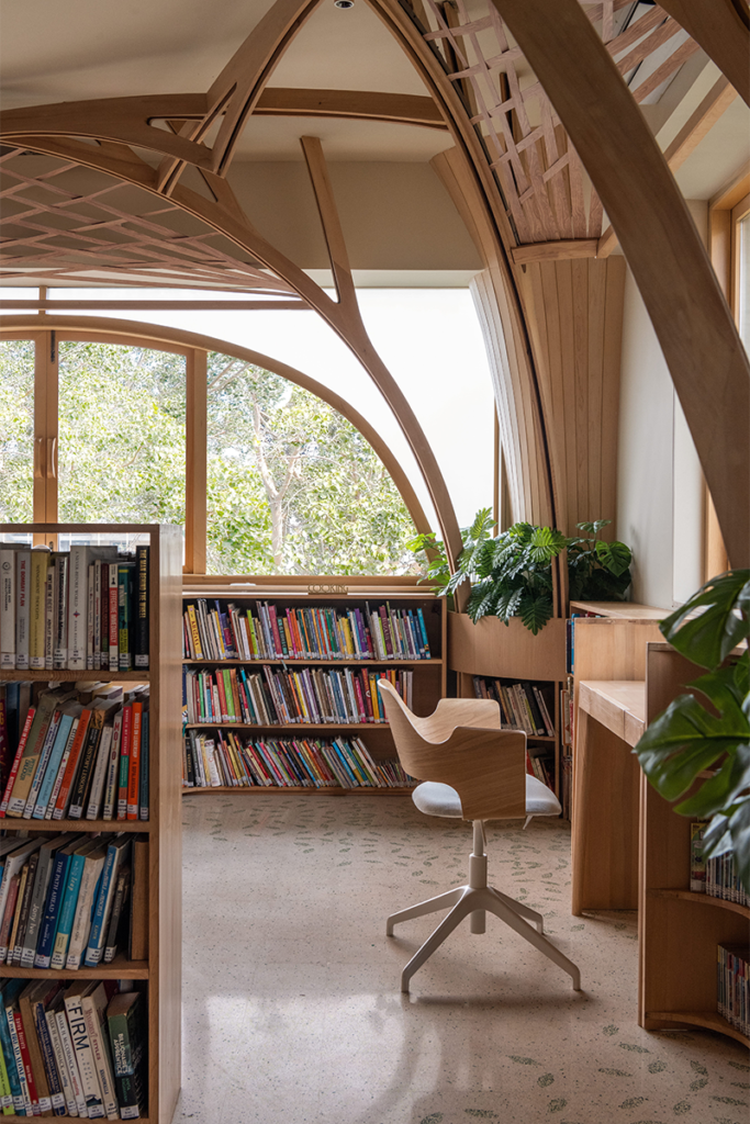 Esta biblioteca es un centro dinámico de aprendizaje y compromiso comunitario Esta biblioteca es un centro dinámico de aprendizaje y compromiso comunitario