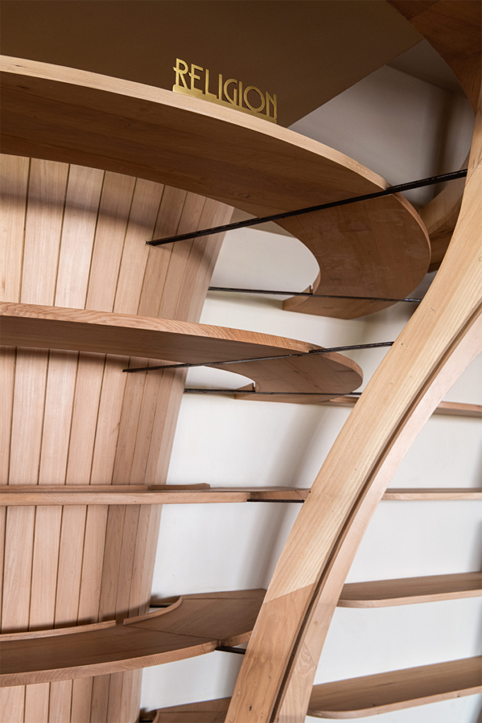 Esta biblioteca es un centro dinámico de aprendizaje y compromiso comunitario Esta biblioteca es un centro dinámico de aprendizaje y compromiso comunitario