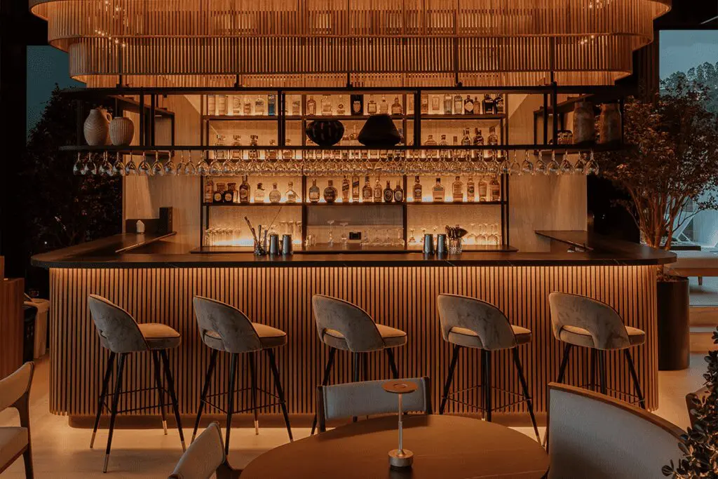 El diseño silencioso de este hotel en medellín lo convierte en un atractivo arquitectónico El diseño silencioso de este hotel en medellín lo convierte en un atractivo arquitectónico