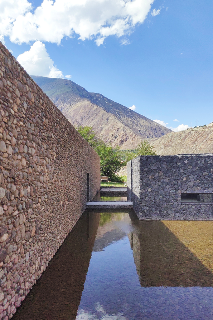 La arquitectura de esta bodega une a las personas con la naturaleza
