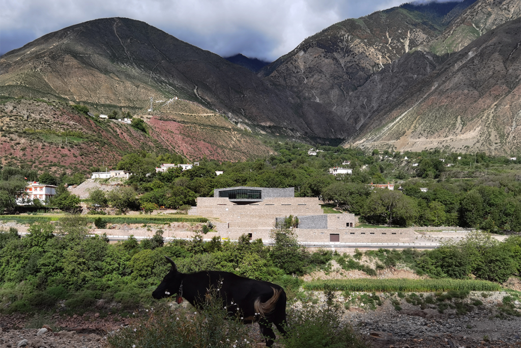 La arquitectura de esta bodega une a las personas con la naturaleza