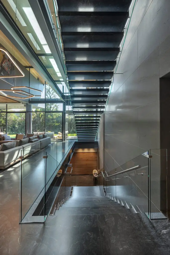 ‘casa escondida’, una vivienda en méxico que lo tiene todo