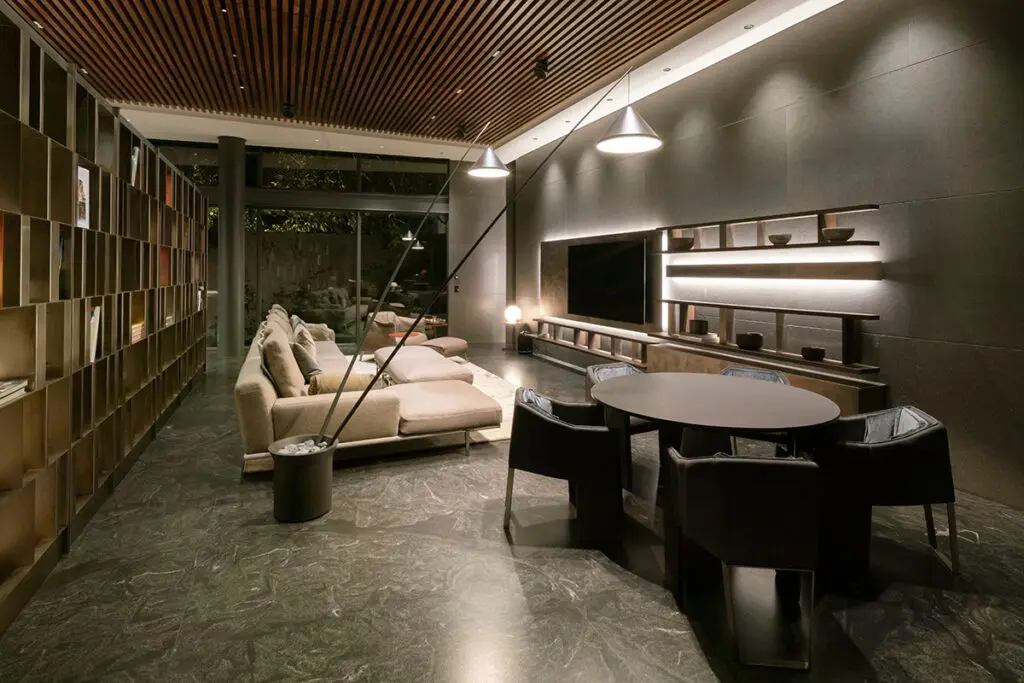 ‘casa escondida’, una vivienda en méxico que lo tiene todo