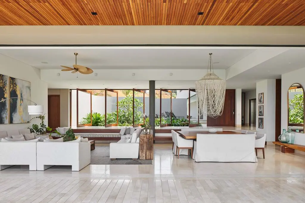 Abierta al paisaje y a la vez completamente cerrada: así es esta casa en cali