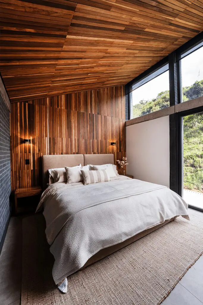 Esta casa en la sabana de bogotá tiene espacios versátiles cuyos límites varían