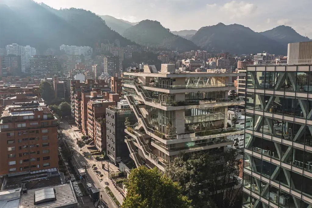 El cefe de chapinero es un parque vertical para todos los bogotanos