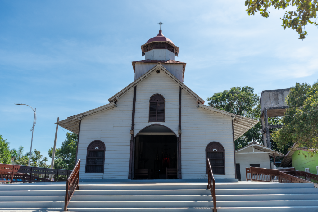 La arquitectura de colosó (sucre), un lugar imperdible de colombia