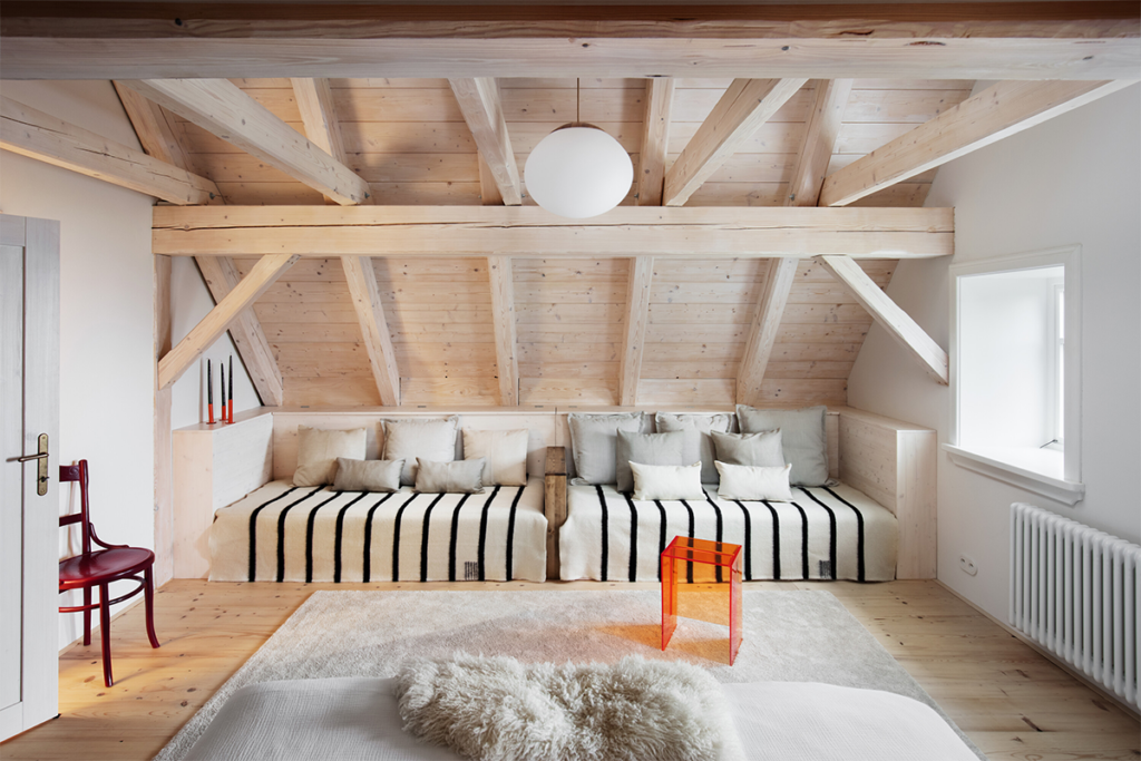 Esta cabaña es un refugio para abrazar la naturaleza en cualquier época del año